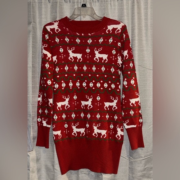 Red Reindeer Snowflake Christmas Sweater Dress by Tipsy Elves. Size Small. NWTS - Picture 1 of 4